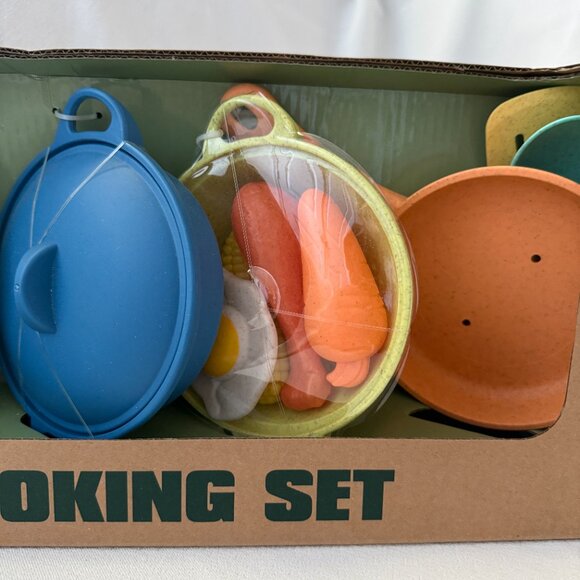 MLITOYS Cooking Set – 12 Pcs, Age 3+ - Picture 2 of 5